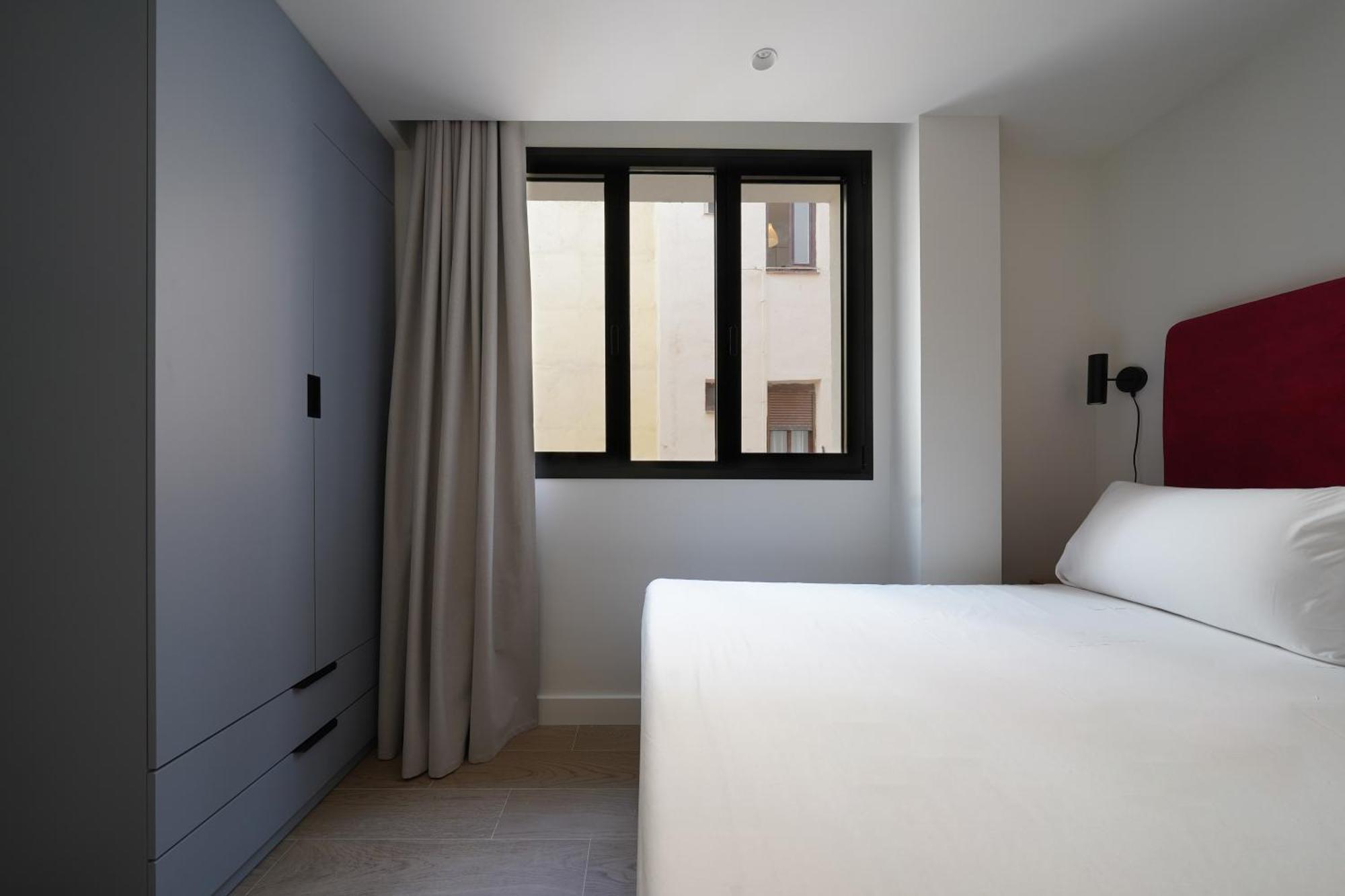 Numa Madrid Sol Aparthotel Exterior photo